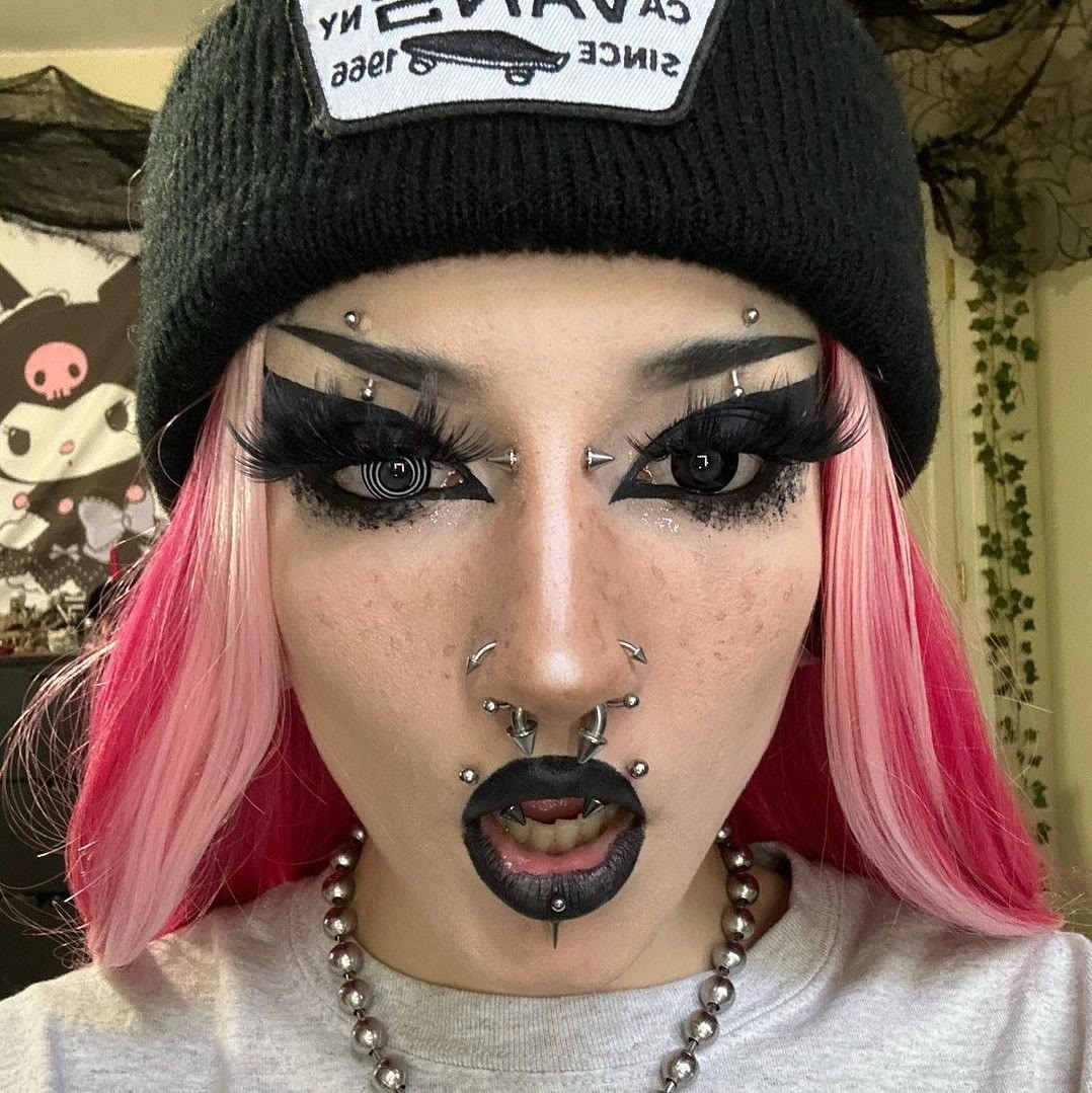 82055b180f56ac262719eff92f603655-da41c70c-fb8f-44e4-993d-233f8aa88dad_1800x