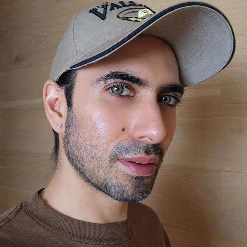 b56fef2b76edba46397bd3aaf7716acb-517cc4a5-02ee-461a-bcb4-bb017b8c676a_1800x