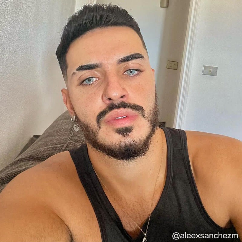 d2d7922f3dcd598e74c2282fc38bbbec-17f00fa7-4258-4cc1-b393-b5d83d47735f-3_1800x-25